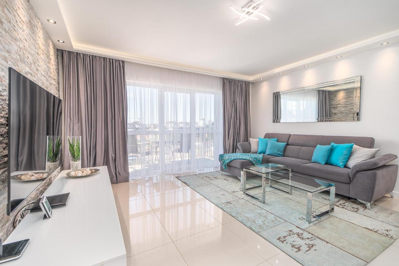 Stylish Vacation Apartment With Parking In Miedzyzdroje By Noclegi Renters Dış mekan fotoğraf