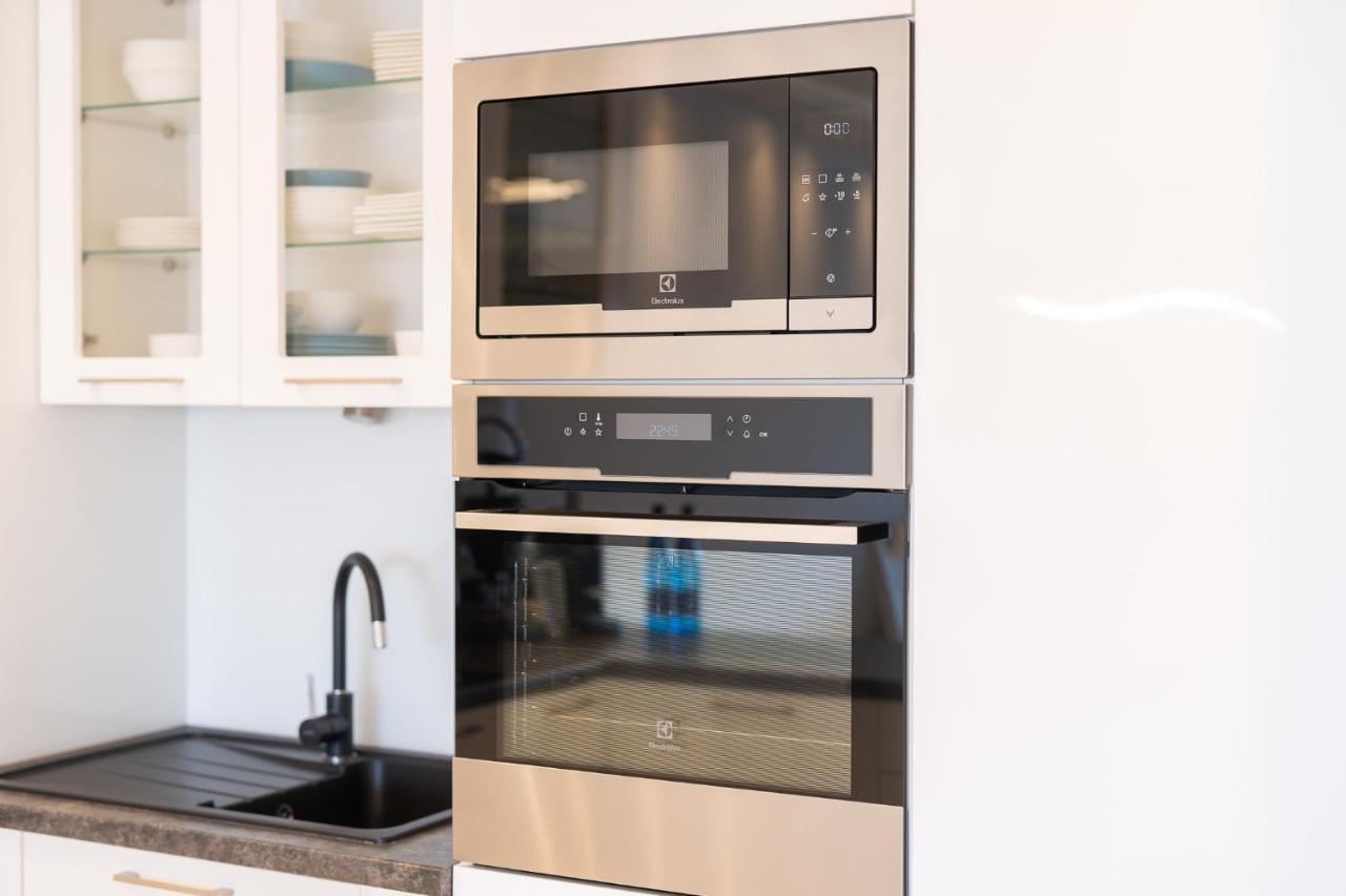 Stylish Vacation Apartment With Parking In Miedzyzdroje By Noclegi Renters Dış mekan fotoğraf